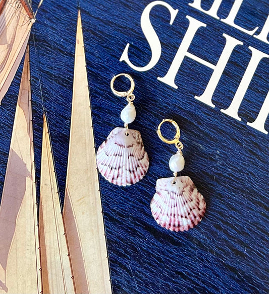 Gold Hoop Seashell with pearl Earrings