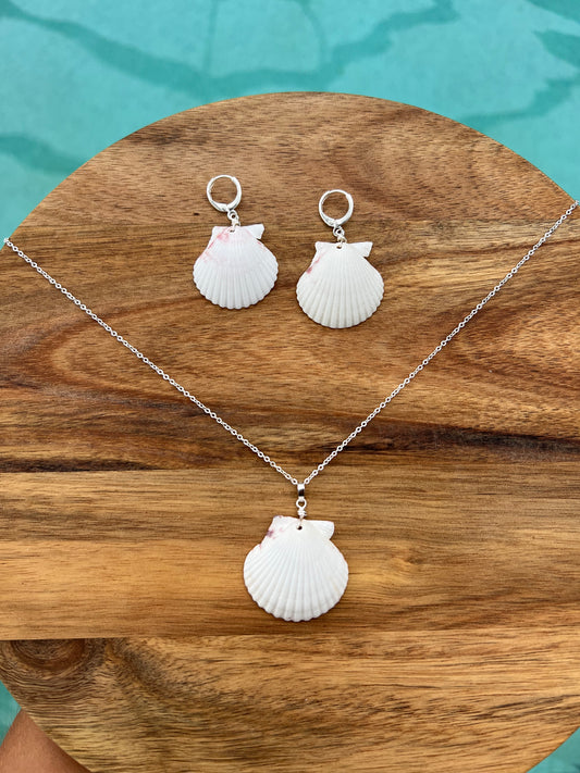 White shell necklace and earrings set