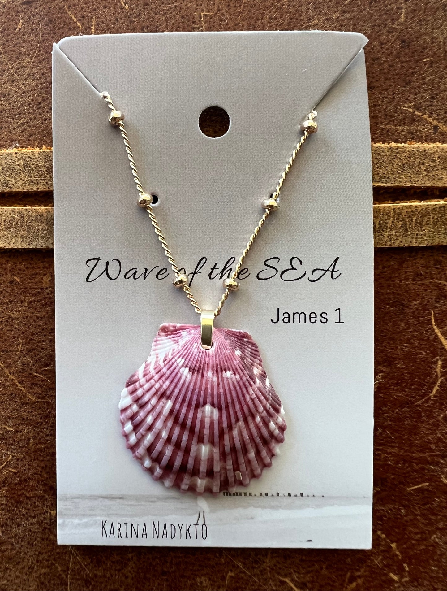 Shell Necklace on Short Gold Chain