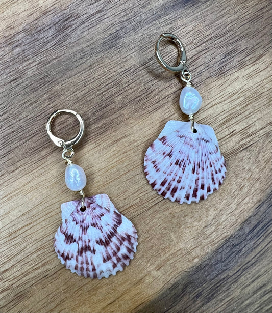 Gold Hoop Seashell with pearl Earrings